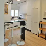 Luxury, Modern & Style Mezquita Апартаменты