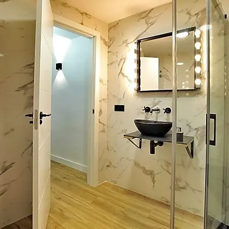 Luxury, Modern & Style Mezquita Apartment